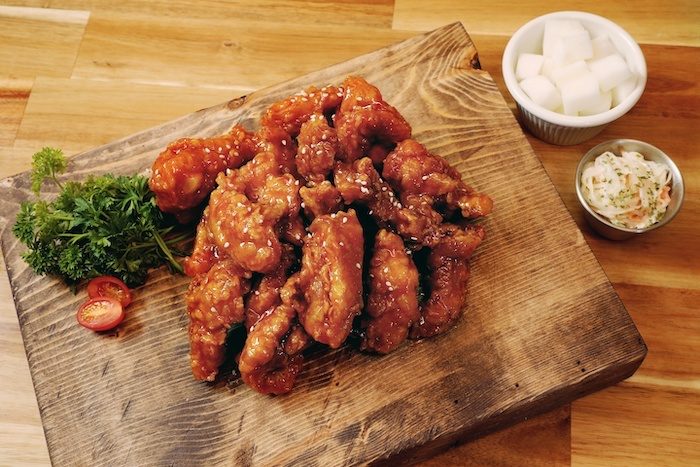 Boneless Chicken in Sauce — Korean fried chicken restaurant The Fry